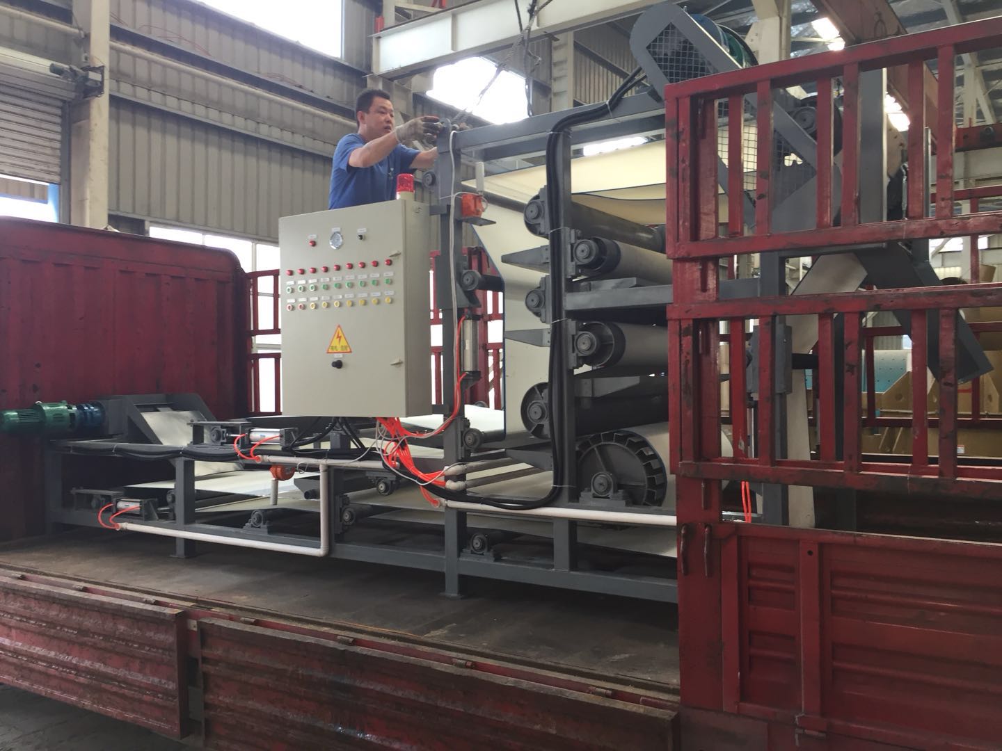 无码国产亚洲日韩国精品视频一区二区